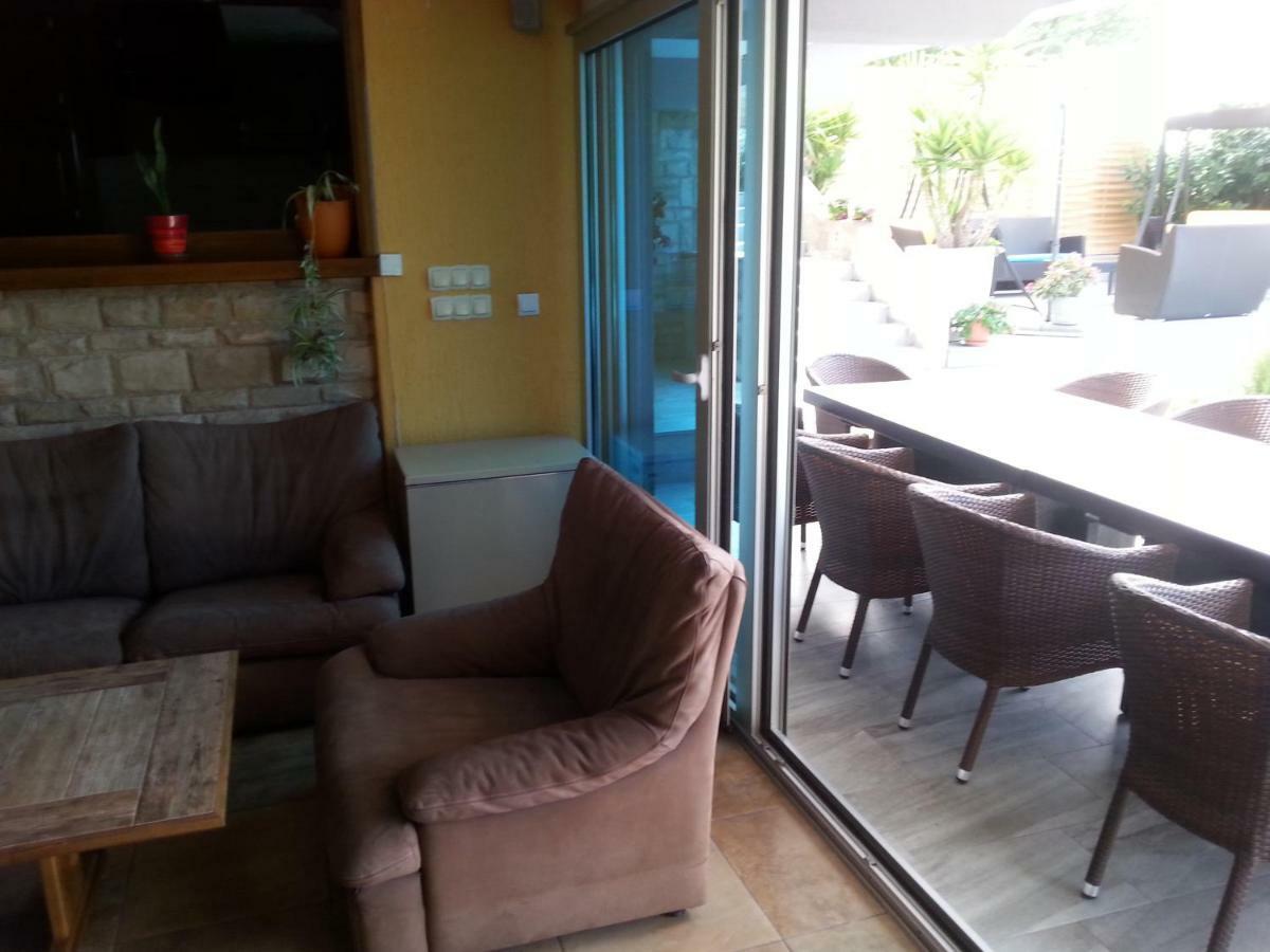 Apartment Nella Kostrena Bagian luar foto